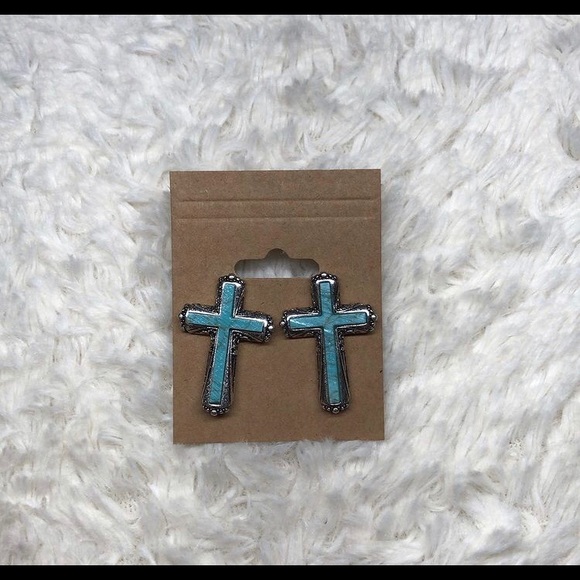conchas boutique Jewelry - Turquoise cross stud earrings. 2 available